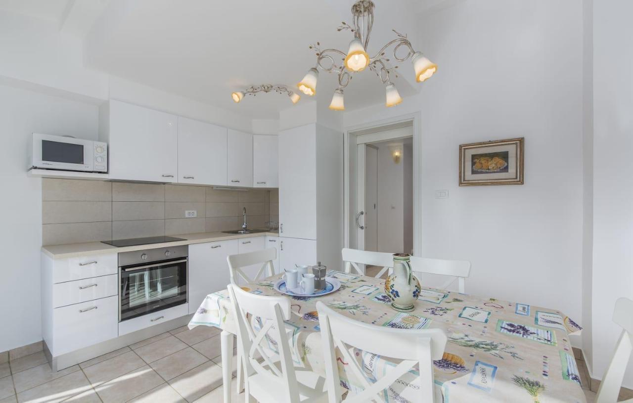 Holiday Home M&M Novigrad Istria Eksteriør bilde